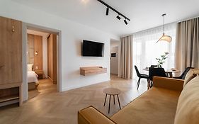 Relax II - Pokoje i Apartamenty w Jastarni